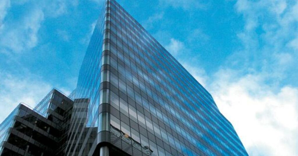 FCA rings alarm over finfluencers targeting retail investors with risky CFD options