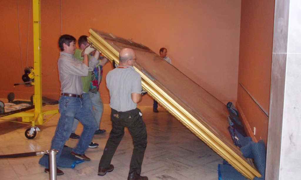 Workers at smaller museums are more satisfied than colleagues at the biggest institutions, report finds – The Art Newspaper