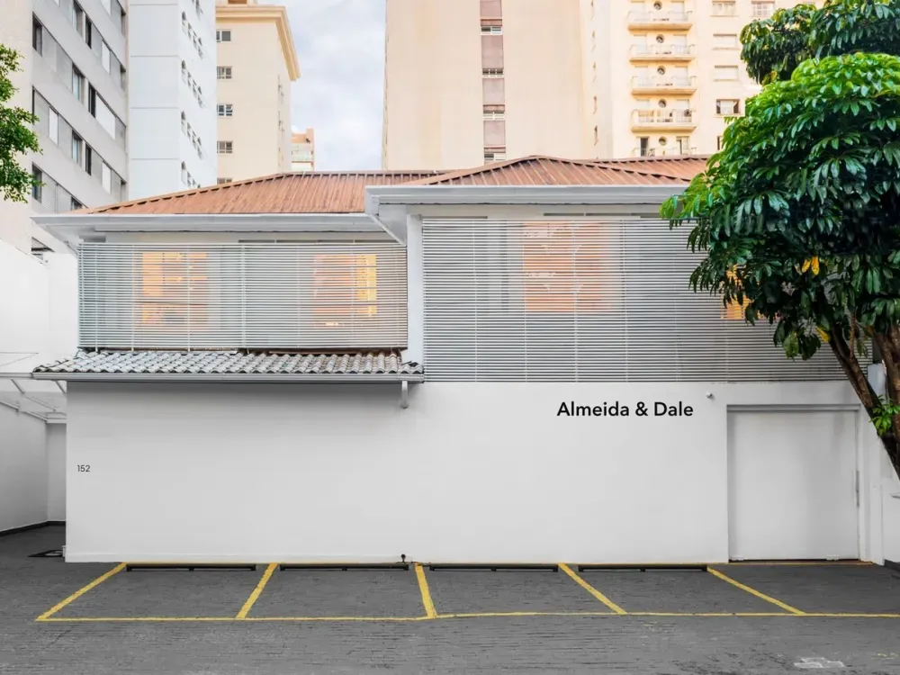 Brazil’s Almeida & Dale Gallery Raided by Police in Connection with Missing Alfredo Volpi Works
