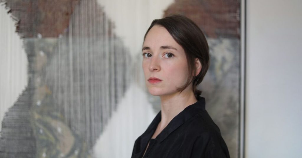 Carvalho announces U.S. representation of Élise Peroi.