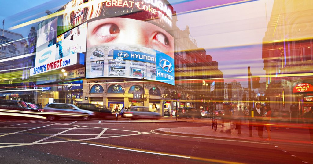 Investment platforms bet on advertisement campaigns to attract retail clients