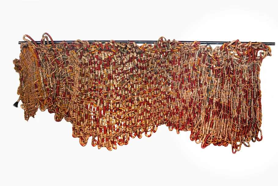 Olga de Amaral, ‘Maraña gris’, 1972, Installation, Wool and horsehair, Galería Duque Arango
