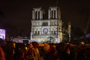 New Designs for Notre-Dame Windows Displayed, Swedish Climate Activists Acquitted for Smearing Paint on Monet Artwork, and More: Morning Links for December 9, 2025