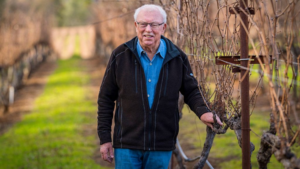 Bob Steinhauer, Longtime Beringer Viticulturist, Dies at 84