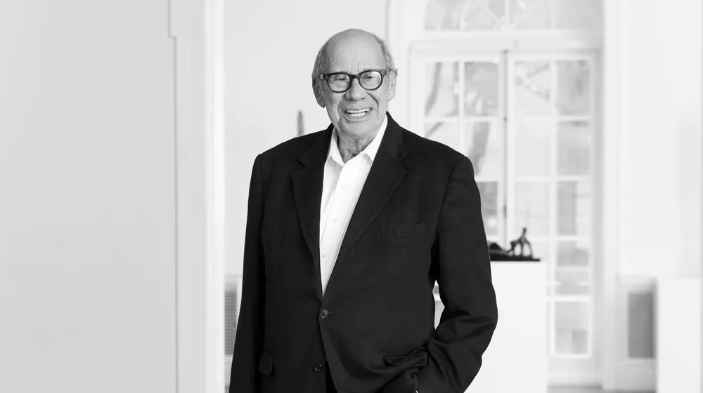 Robert Mnuchin, Goldman Sachs Power Broker Turned Influential Art Dealer, Dies at 92