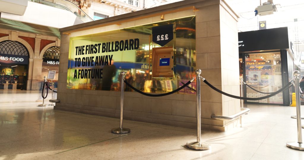FCA unveils Waterloo station pop-up to warn against investment scams