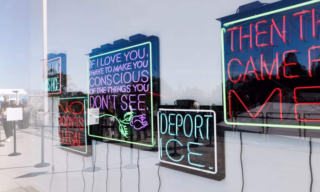 Patrick Martinez’s anti-Ice neons greet Frieze LA visitors – The Art Newspaper