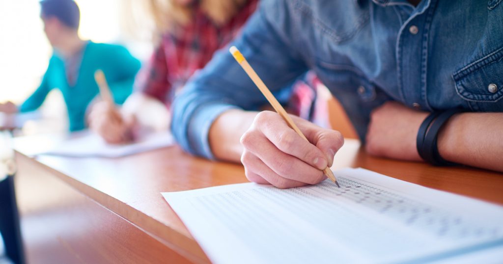 CFA UK contacts charterholder members over concerns about incorrect renewal call information