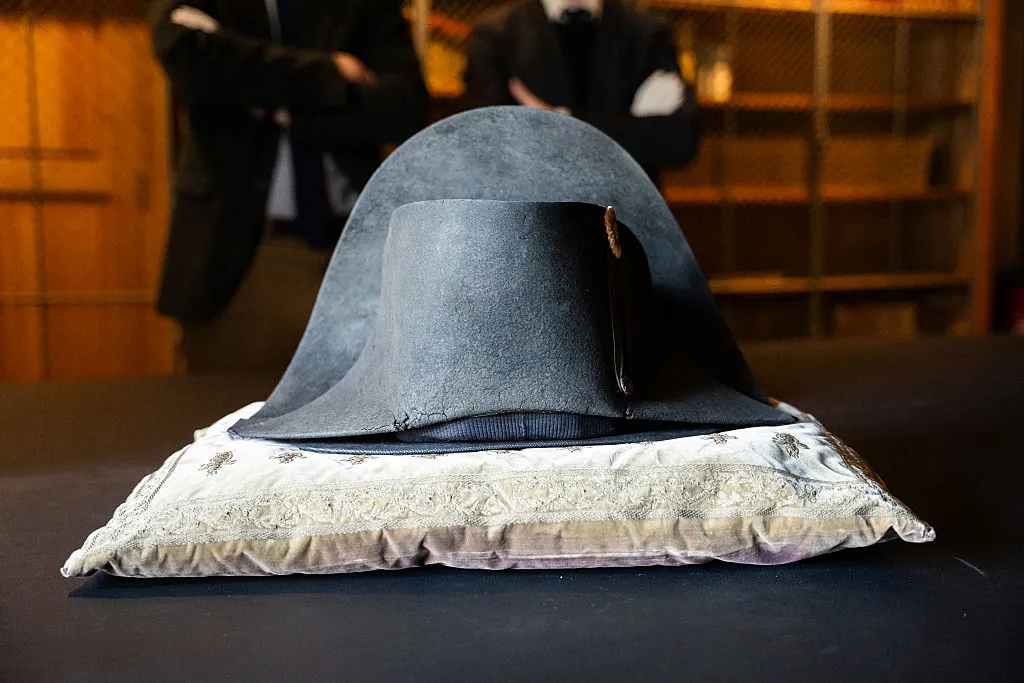 Guillaume Cerutti Departs Pinault Collection, Rediscovered Napoleon Hat on View, and More: Morning Links for March 27, 2026