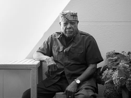 American sculptor Melvin Edwards dies at 88.