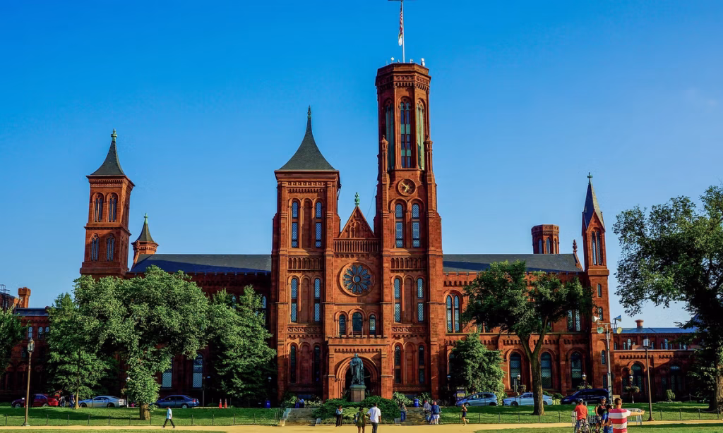 Smithsonian’s governing body quietly losing members – The Art Newspaper
