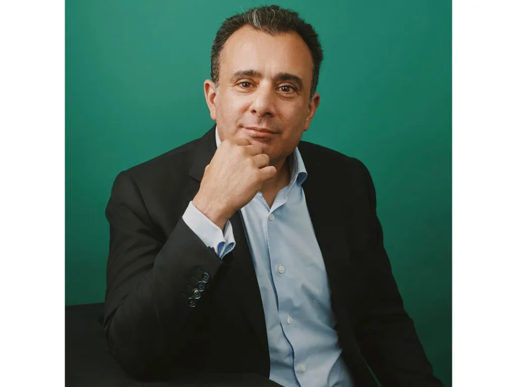Frieze Taps Art Basel Veteran Frank Lasry as Chief Operating Officer