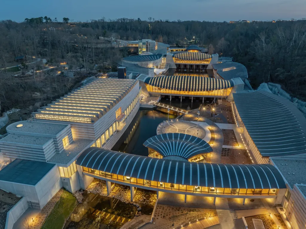 Crystal Bridges Museum Tacks on a Big Expansion, Just 15 Years After Opening, and Packs it With American Art
