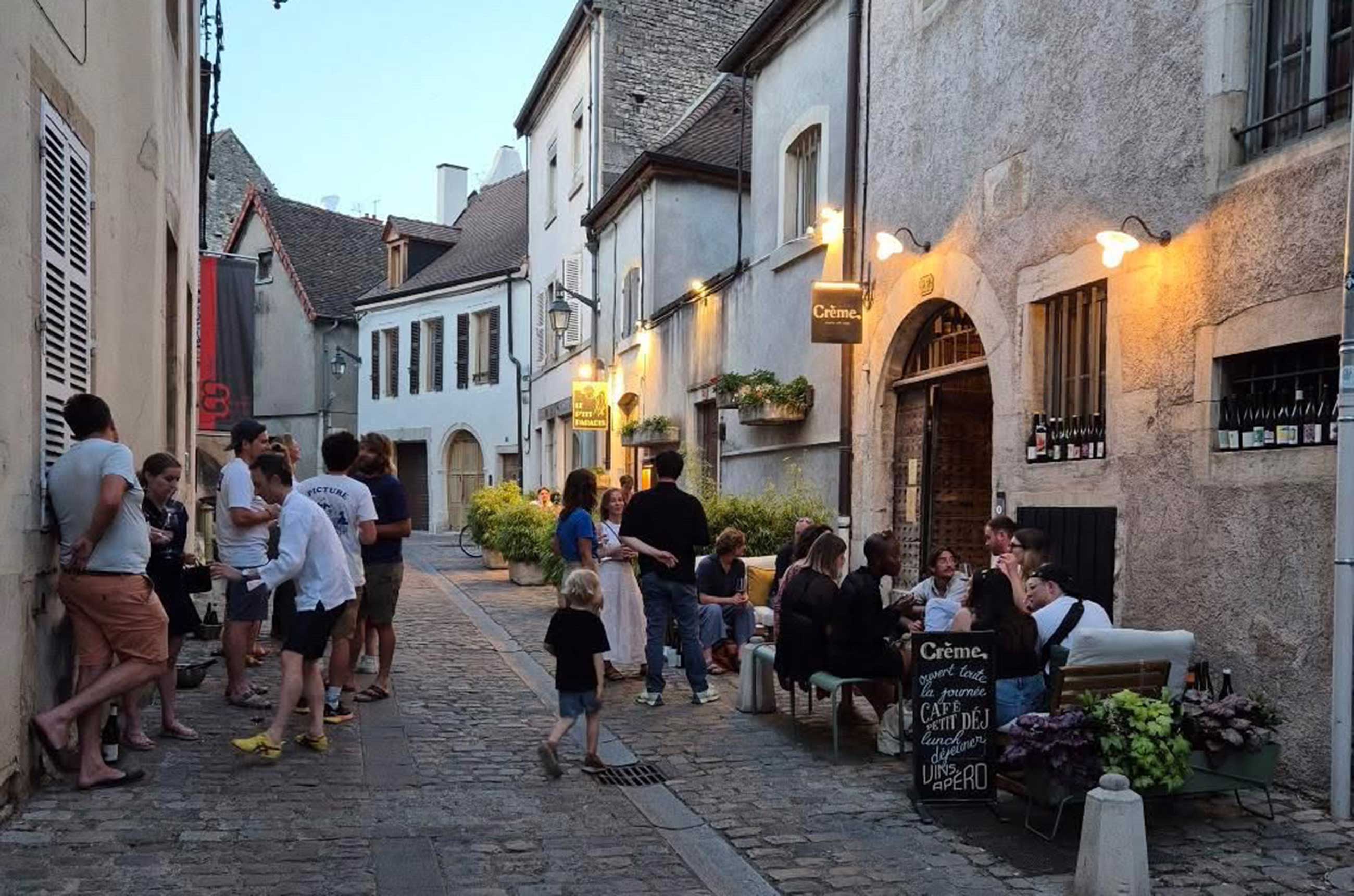 Burgundy travel