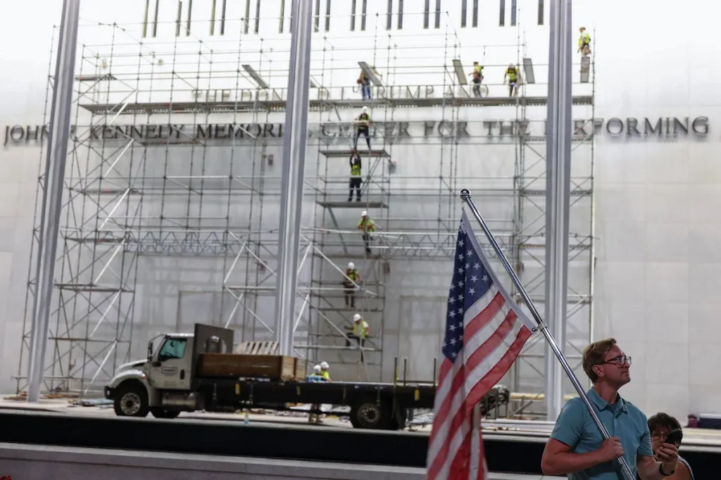 Kennedy Center Tells Court It Won’t Reschedule Cancelled Shows, Even as Two-Year Closure Is Blocked