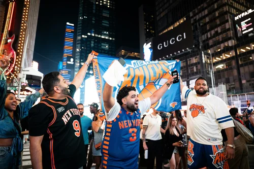 The New York Knicks’ NBA championship trophy to be displayed at the American Museum of Natural History.