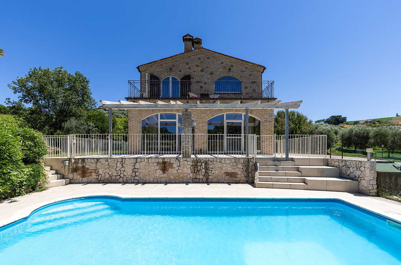 vineyard estate, italy sotheby's international realty