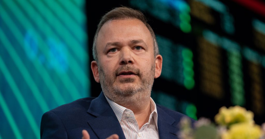 Saba ups the ante in war of words with Workspace Group board
