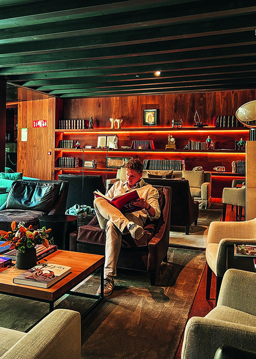 The lounge room at Santa María Briones