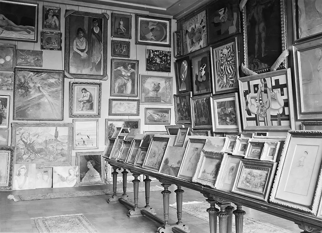 Business School Professors Launch AI Tool to Help Identify Unclaimed Nazi-Era Looted Artworks