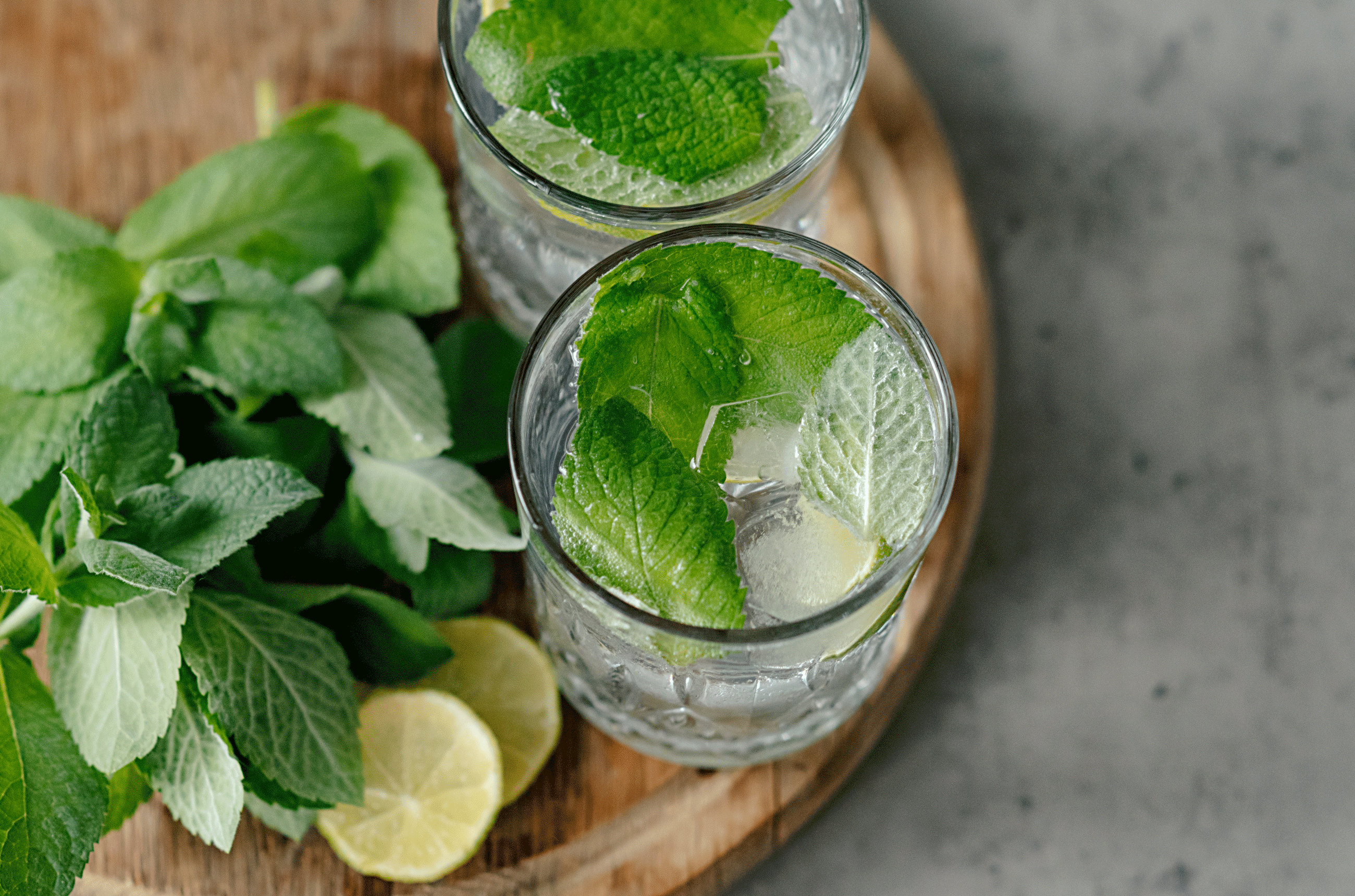 Mint and limes with cocktails