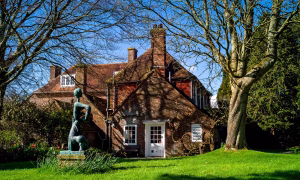 Lee Miller and Roland Penrose’s Sussex home handed over to newly formed charity – The Art Newspaper