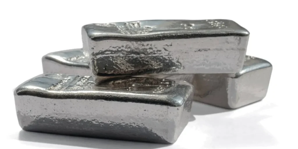 Platinum and Palladium Price Trends: H1 2026 Review and Forecast