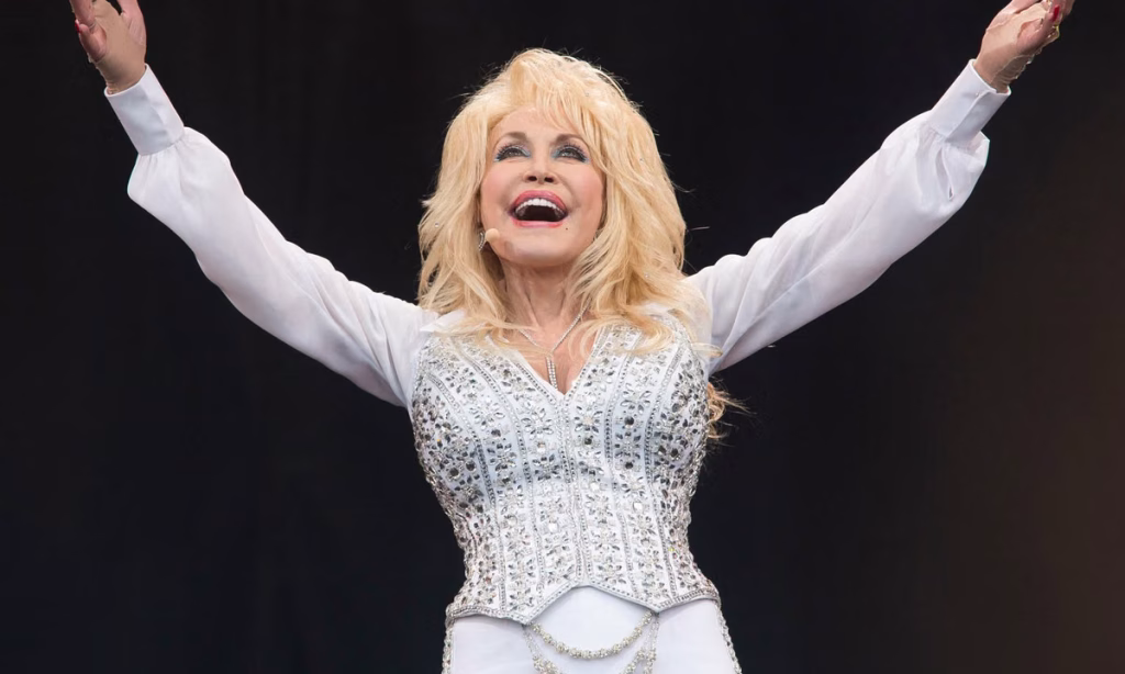 When Dolly met Andy: a snapshot of the country music legend’s impact on artists – The Art Newspaper