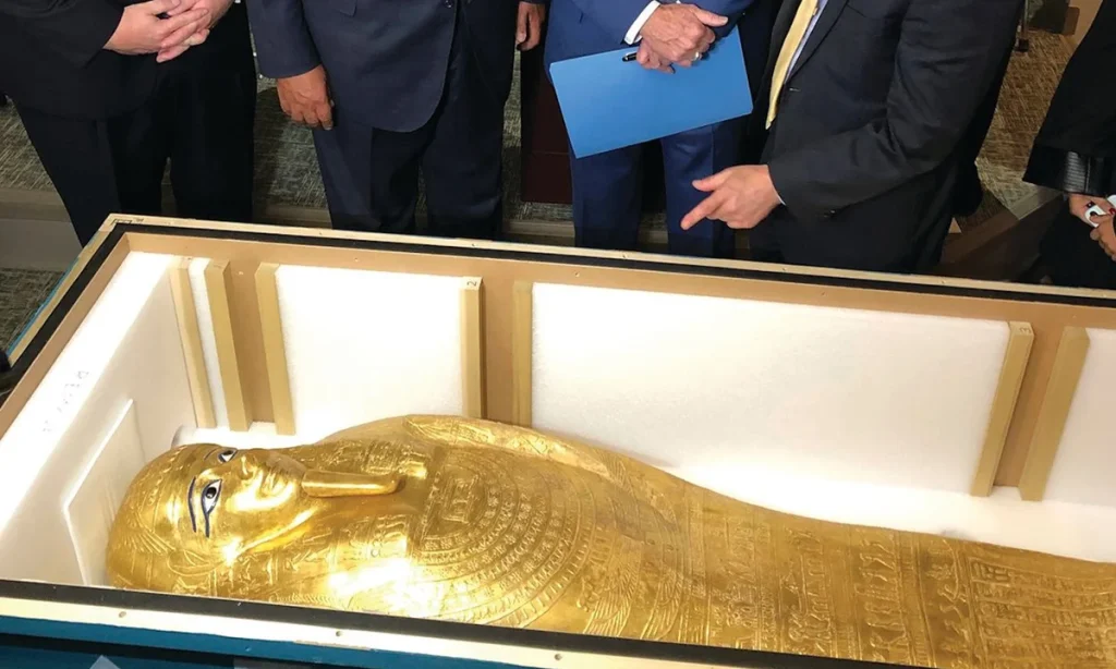 Alleged antiquities smuggler’s children convicted of money laundering in Germany – The Art Newspaper