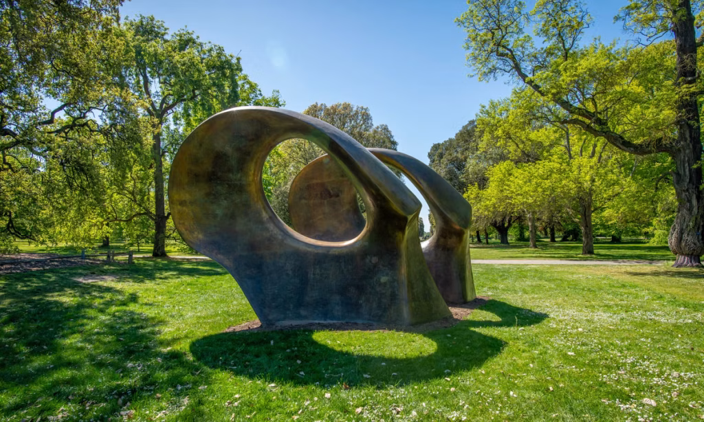 Comment | A Henry Moore exhibition at Kew highlights the uneasy relationship between art and nature – The Art Newspaper