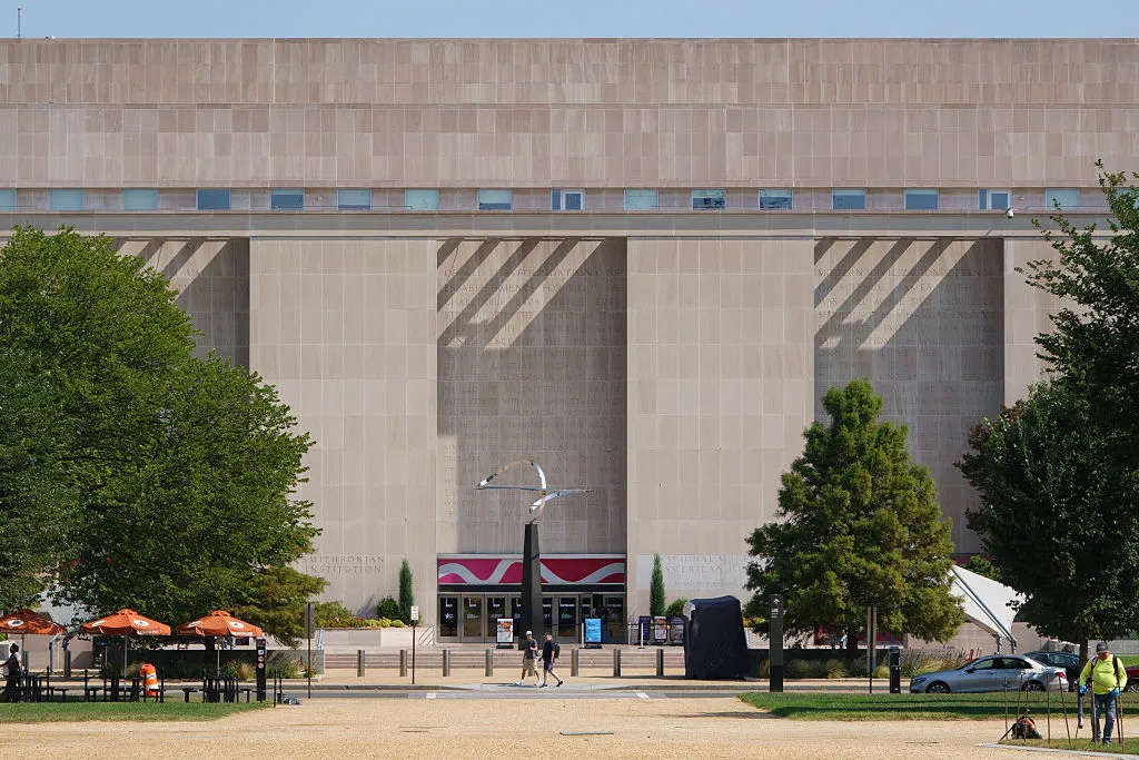 White House Proposes Smallest Smithsonian Budget in Years and Cutting Full-Time Staff by 6 Percent