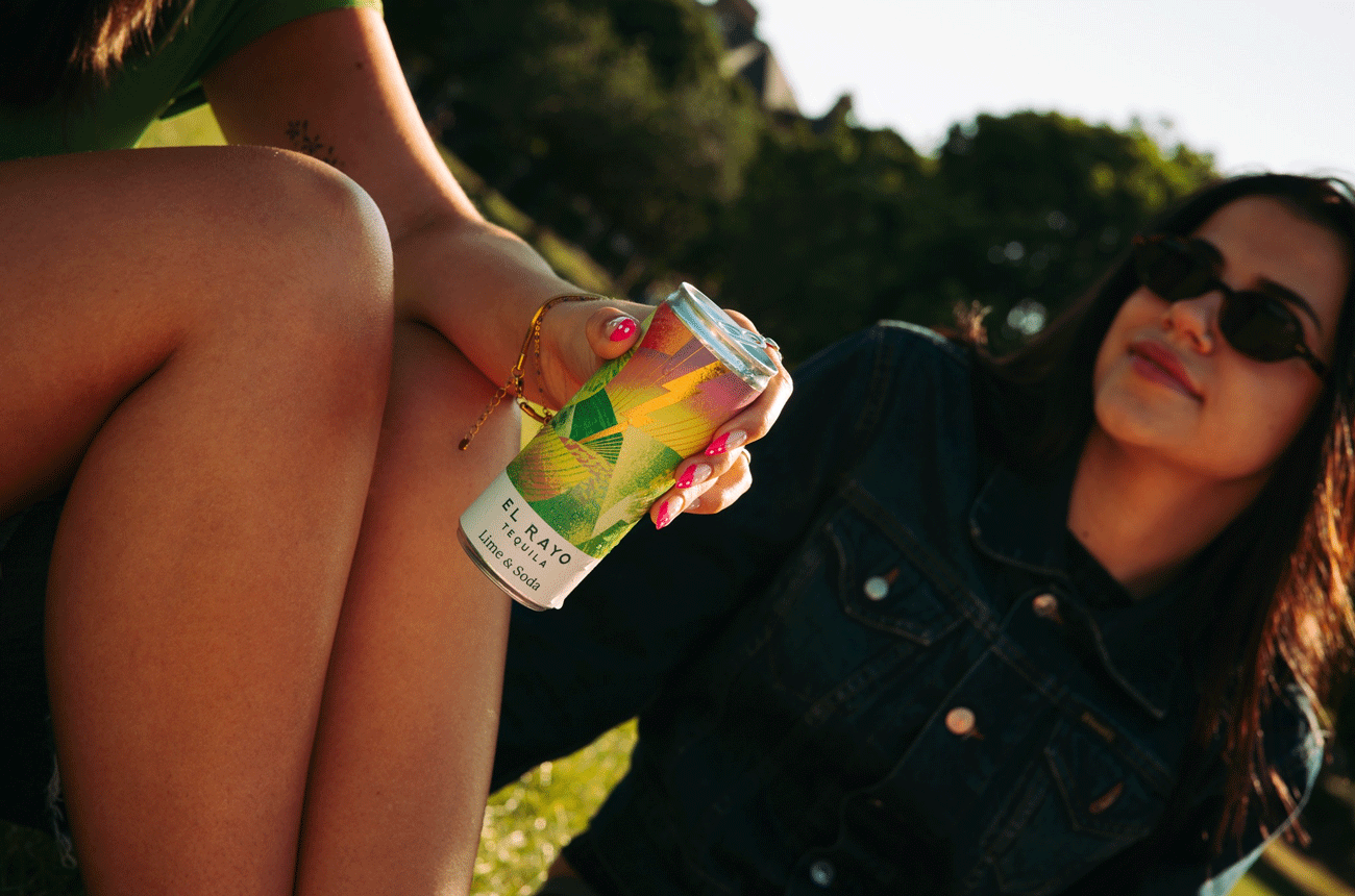 Canned cocktail
