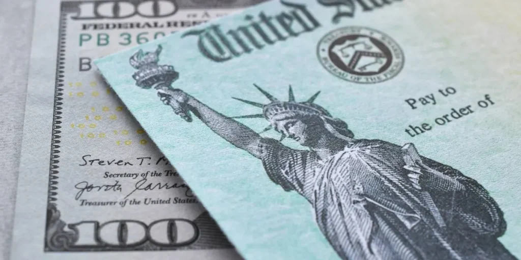 US Treasury’s Bond Buyback Sparks Debate on Yield Management