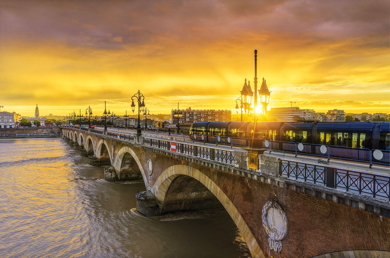 bordeaux travel, local guide