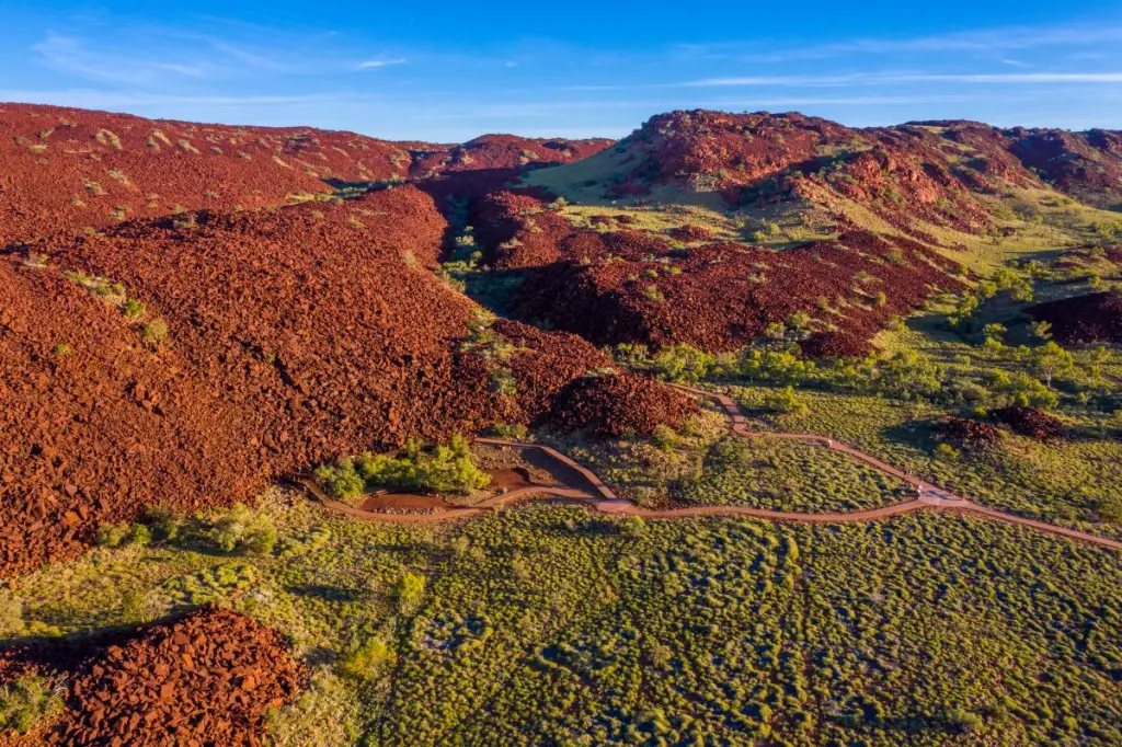 Historic Sulfur Emissions Likely Damaged Murujuga Rock Art, New Study Finds