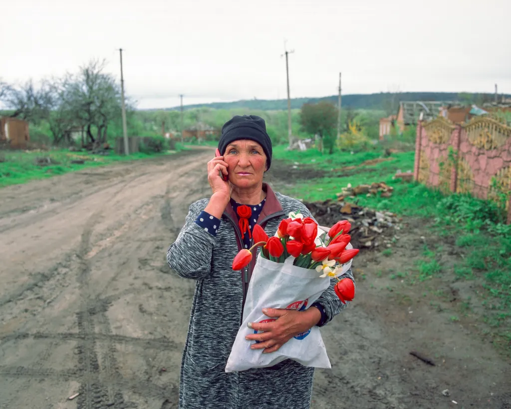 Hollywood Stars and Nobel Peace Prize Winner Join Ukraine Photo Exhibition as Guest Curators