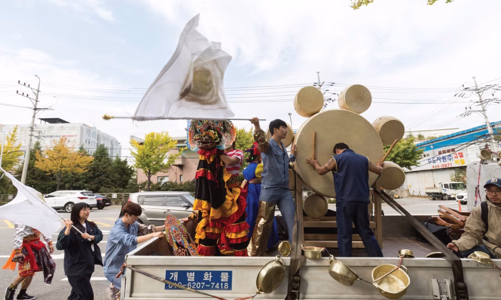 Busan and Gwangju biennials take a deep dive into resistance and change – The Art Newspaper
