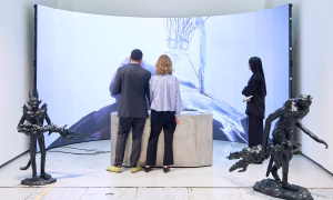 Amid volatile Korean economy, galleries at Frieze Seoul and Kiaf opt for cautious pricing and fresh faces – The Art Newspaper